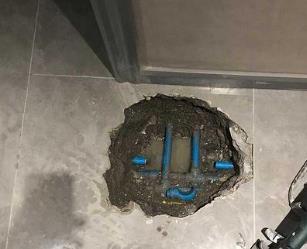防城港市阳台漏水维修公司分享下暖气管道漏水的原因有哪些